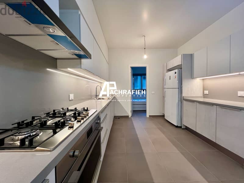 Apartment For Sale in Achrafieh - Golden Area 5