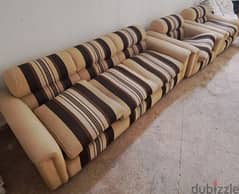 sofa 3 pieces 30$ beyrout ashrafiye  03723895