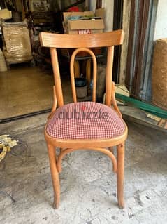 كرسي خيزران كراسي الأصلية خشب زين يوجد  كمية ٥٠كرسي سعر مغري