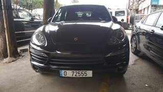 Porsche Cayenne 2012 0