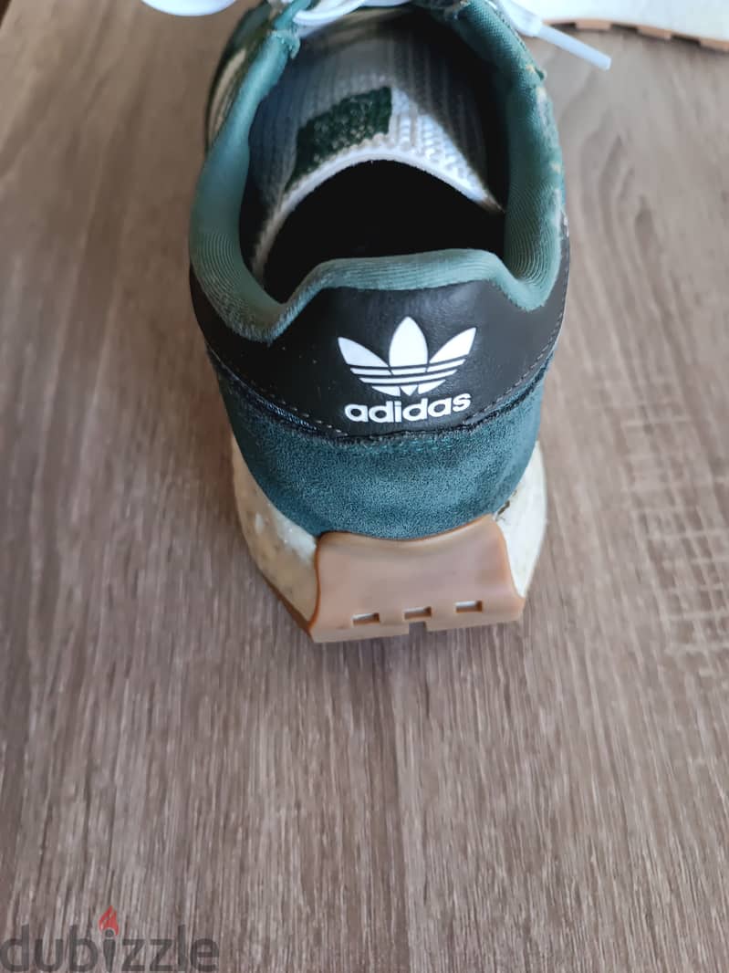 adidas green sneakers 3