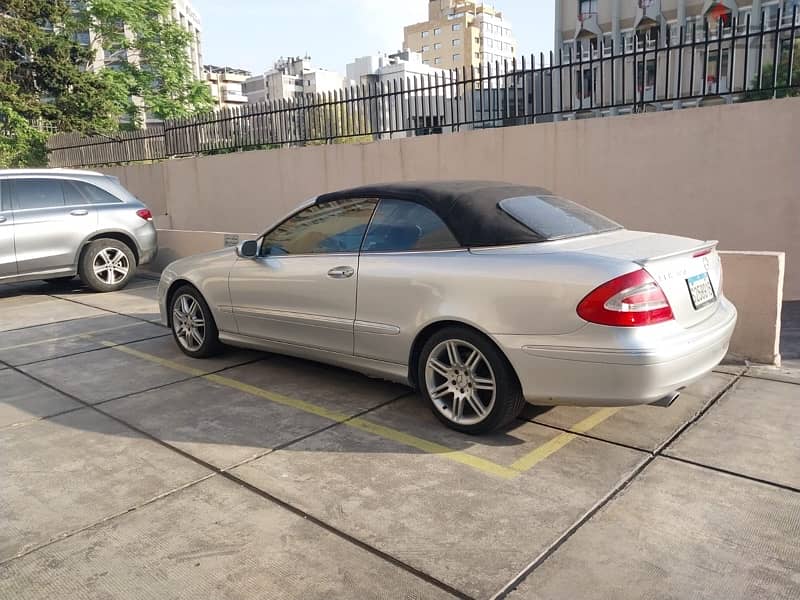 Mercedes-Benz CLK-Class 2004 0