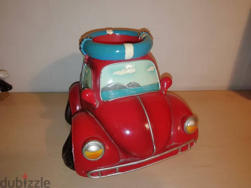 Decorative Volkswagen Beatle raisin pen keeper 1