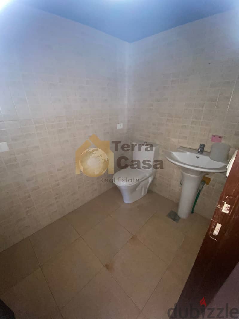 zalka office busy area for rent Ref#3934 5