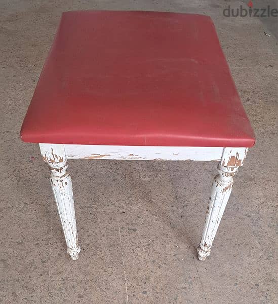 red table leather antik 10$ b ashrafiye03723895 jeled ahmar ektirendif 3