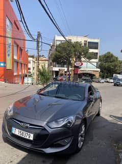 Hyundai Genesis Coupe 2.0T 2013