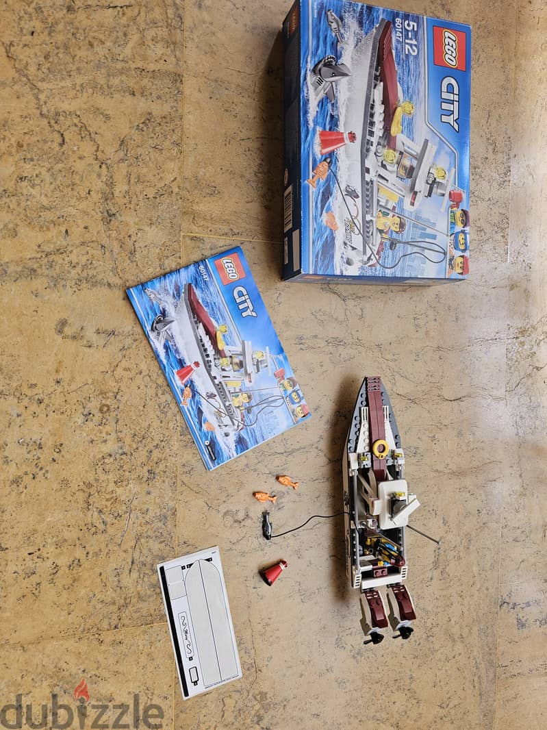 LEGO City 60147 Fishing Boat (2017) 0