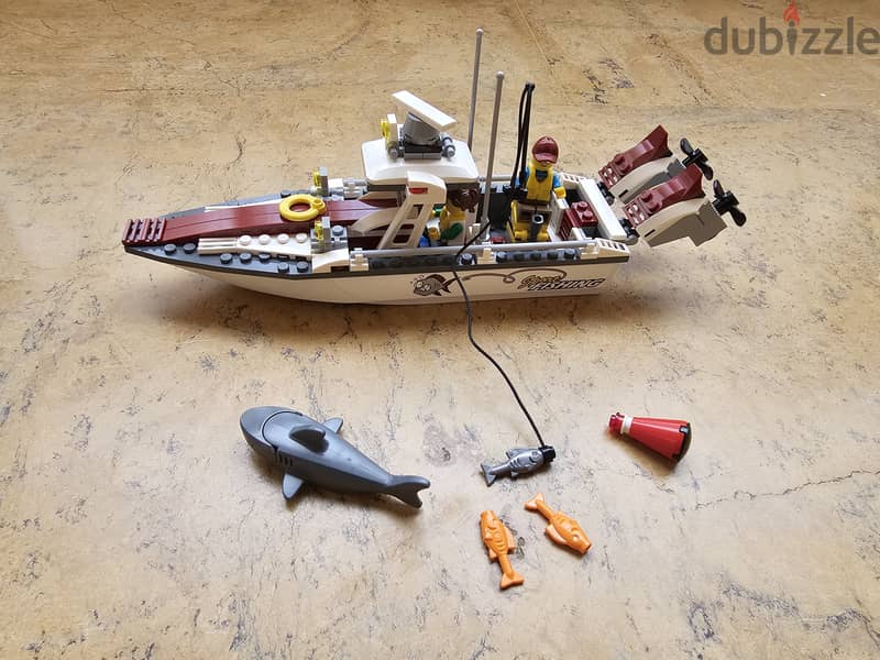 LEGO City 60147 Fishing Boat (2017) 1