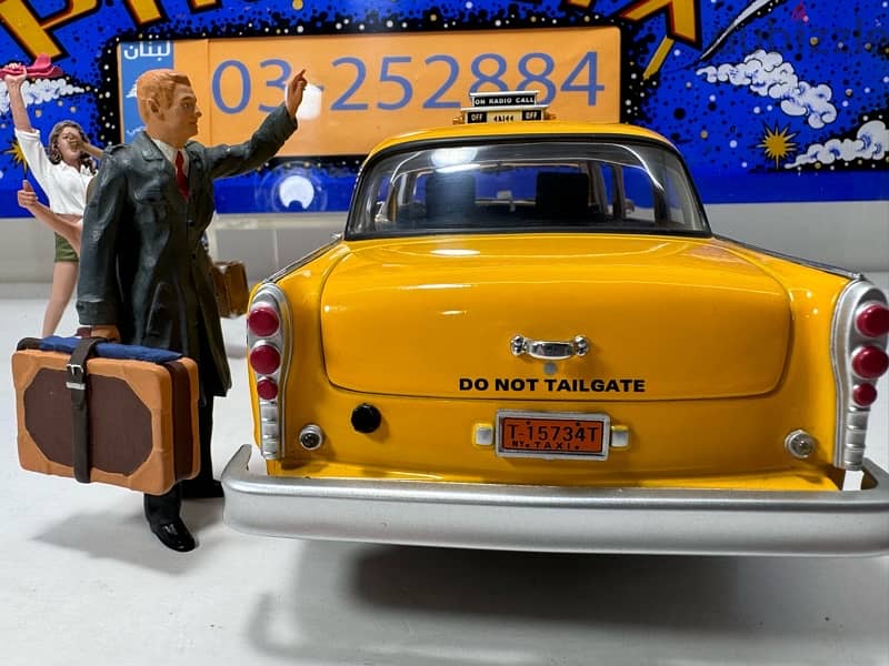 1/18 diecast Checker Taxi Cab (New York) by Sunstar 9