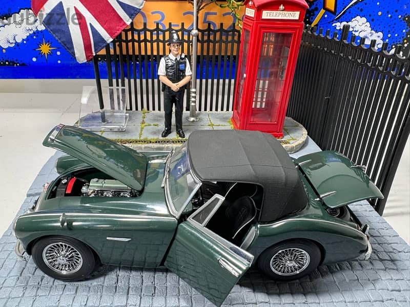 50% Off. 1/18 diecast Austin Healey 3000-MK2 BRITISH GREEN By Kyosho 2