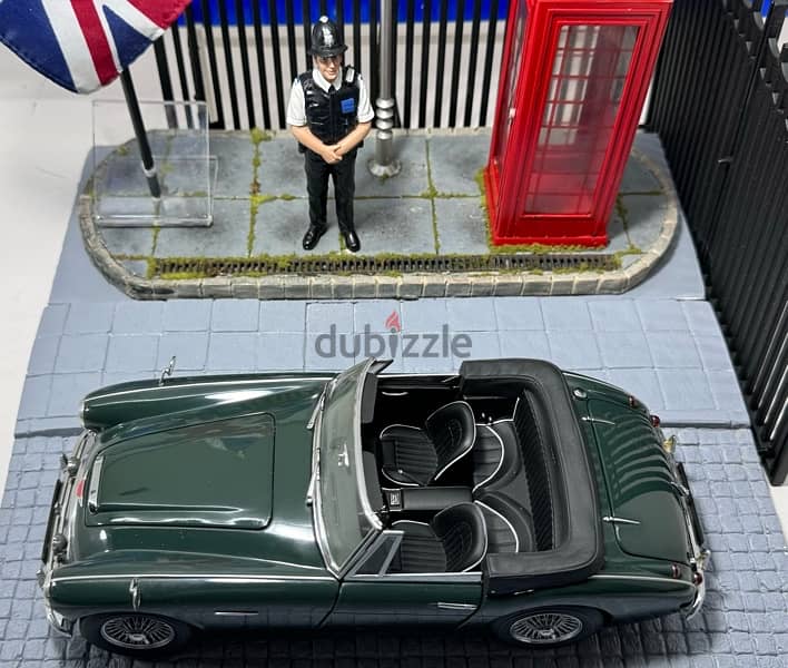 50% Off. 1/18 diecast Austin Healey 3000-MK2 BRITISH GREEN By Kyosho 6