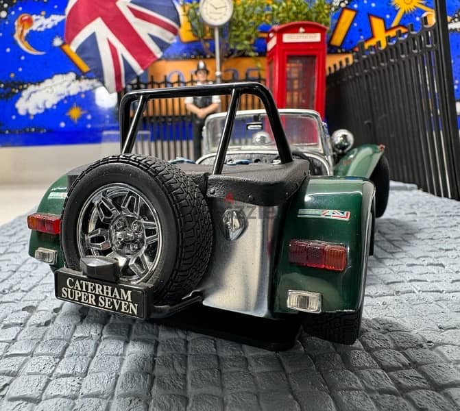 50% OFF! Promo 1/18 diecast Caterham Super 7 BRITISH GREEN by Kyosho 3