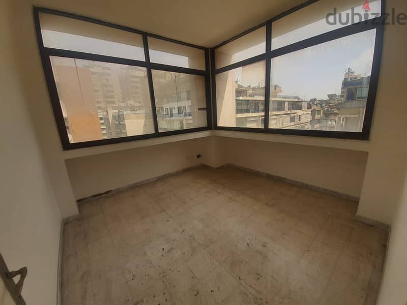 Office For Rent In Mazraa مكتب للإيجار في المزرعة 2