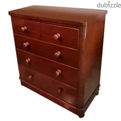 Vintage traditional chest of drawers