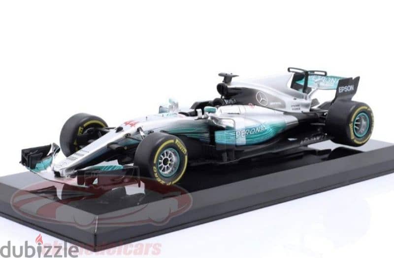 L. Hamilton Mercedes AMG W08 2017 diecast car model 1;24. 1