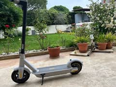 electric scooter segway ninebot MAX G30 2 (negotiable price)