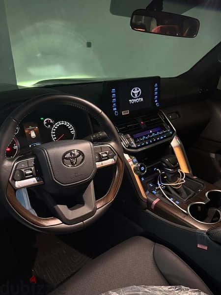 Toyota Land Cruiser 2024 2