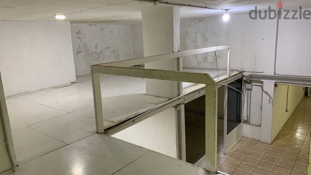 RWB232MT - Shop for rent in Jbeil 2