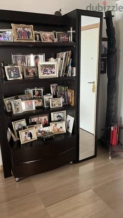 Wall unit