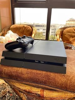 PS4 1TB (free delivery all over Beirut)