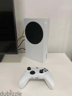 xbox series s barely used like new with box