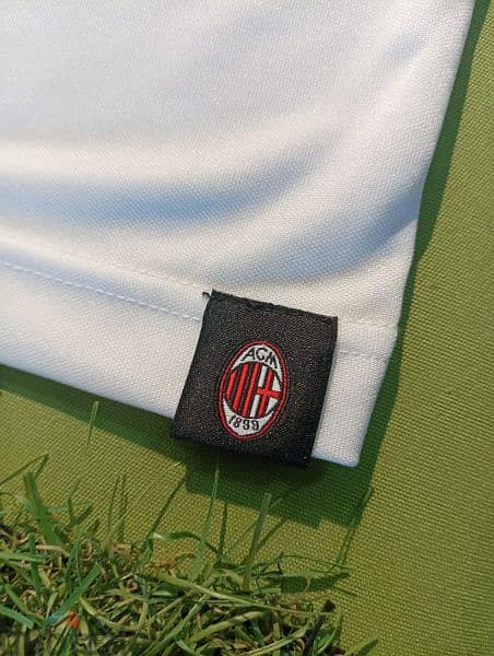 Authentic AC Milan Original Retro Home Football shirt (New with tags) 1