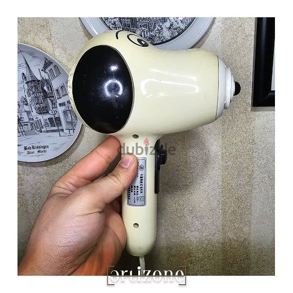 Collectible snoopy hair dryer 1