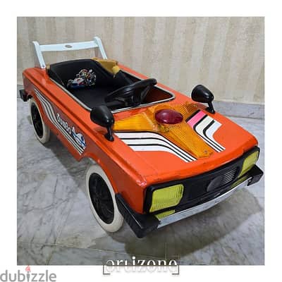 Collectible vintage padel car