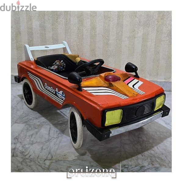 Collectible vintage padel car 1