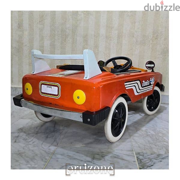 Collectible vintage padel car 3