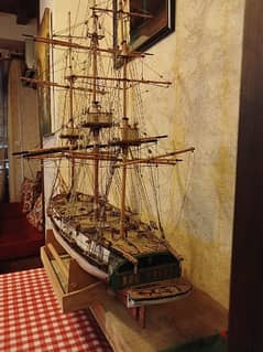 old model frensh ship