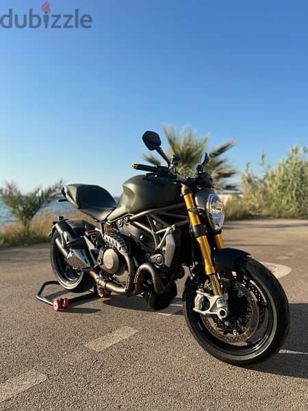 Ducati Monster 1200 S 5
