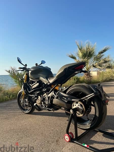 Ducati Monster 1200 S 8