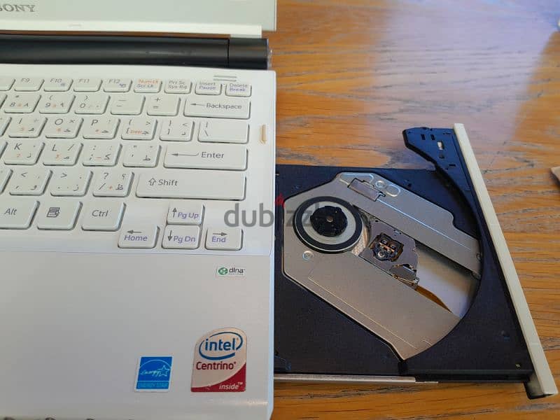 Inbox SONY 11.1 VAIO TZ series Business like new سوني فايو بالعلبة 6