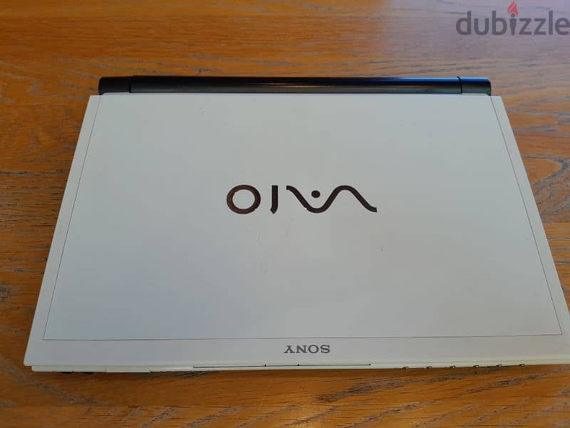 Inbox SONY 11.1 VAIO TZ series Business like new سوني فايو بالعلبة 8