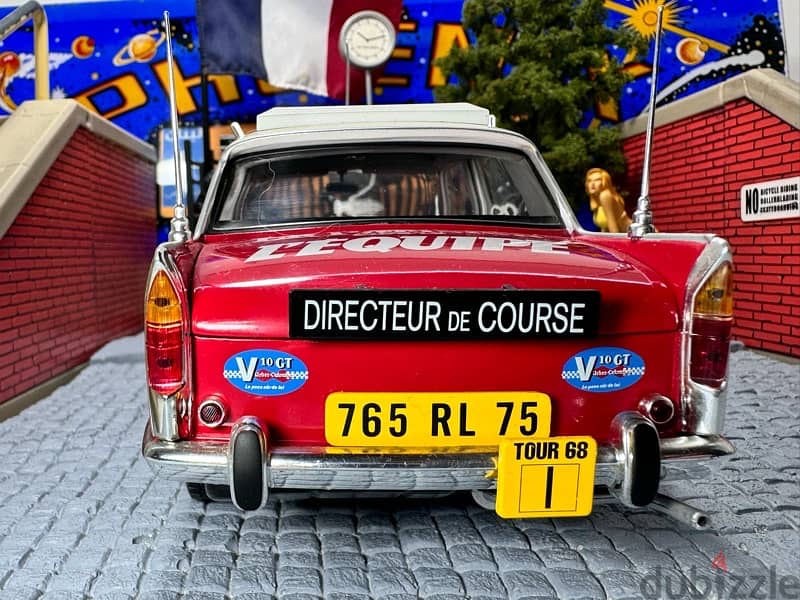 1/18 diecast Peugeot 404 Directeur De Course Tour De France By Norev 11