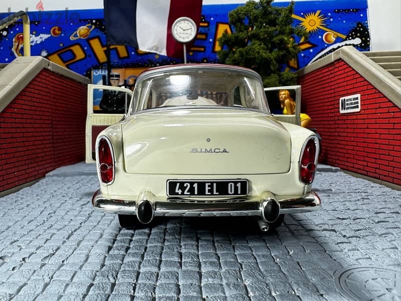 1/18 diecast Simca Aronde P60 1st Edition by Norev 5