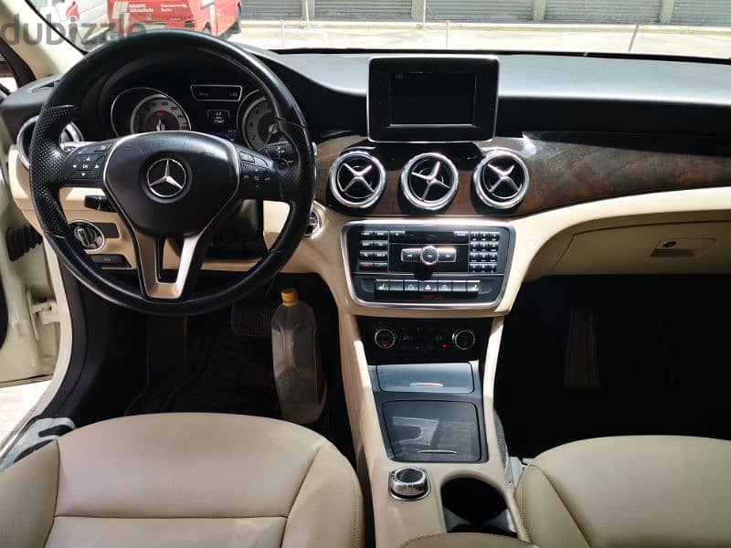 Mercedes-Benz GLA-Class 2015 9