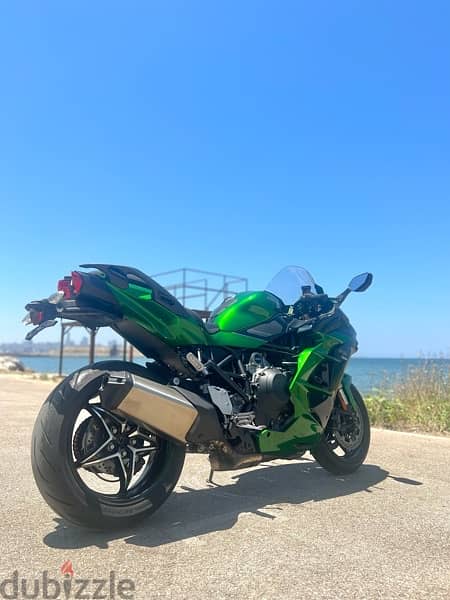 Kawasaki Ninja H2 SX 4