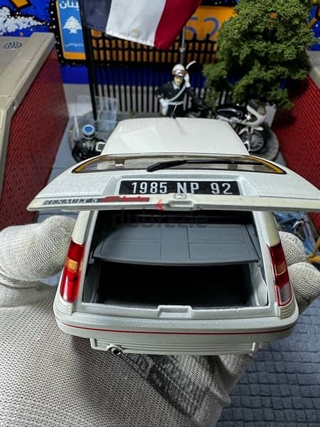 30% OFF!! 1/18 diecast Renault 5 GT TURBO Metallic Pearl by Norev NEW 6