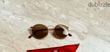 Gold frame sunglasses