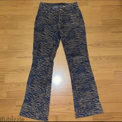 Flared jeans with zebra print