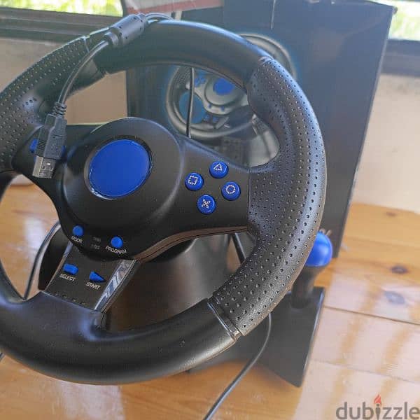 STEERING WHEE & PEDAL USED  FOR PS4 2