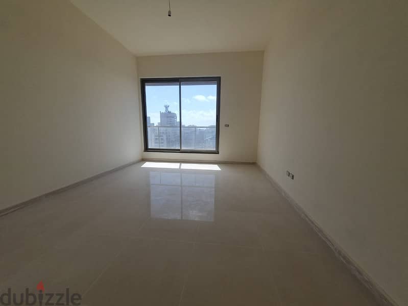 Apartment for sale in Sanayehشقة للبيع في الصنايع 10