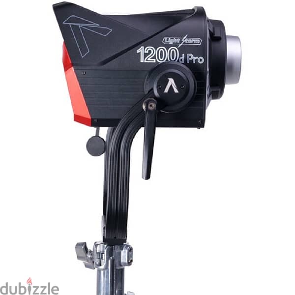 Aputure lightstorm 1200d 1