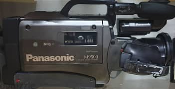 m9500 good condition need battery but can work with electricity