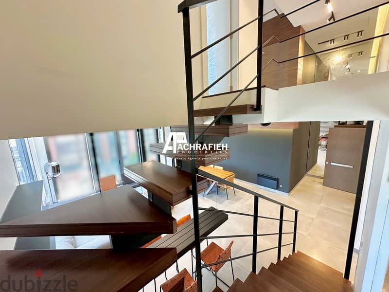 Loft For Sale in Achrafieh - شقة للبيع في الأشرفية 4