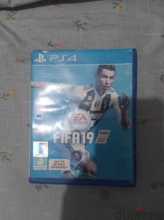 FIFA 19 ps4 cd