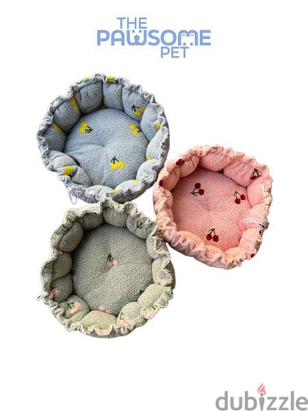 Pawsome's Circular Petal-Shape Bed 0