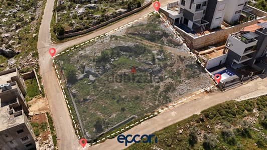 LAND FOR SALE IN A PERFECT LOCATION IN NAKHLE - أرض للبيع في نخلة